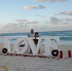 Meet your Posher, Robin